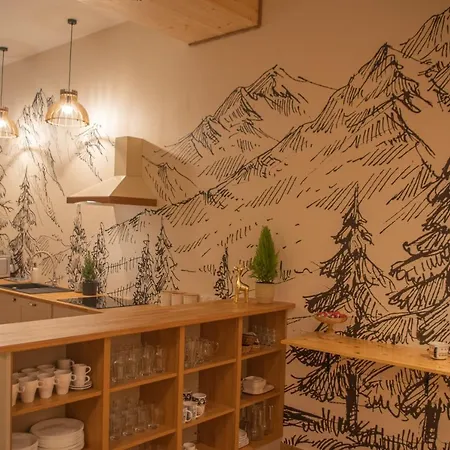 Goralove Pole ホームステイ ブジェギ