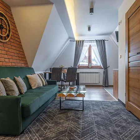 Goralove Pole ブジェギ